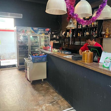 Happy Apple Guesthouse Pattaya Luaran gambar