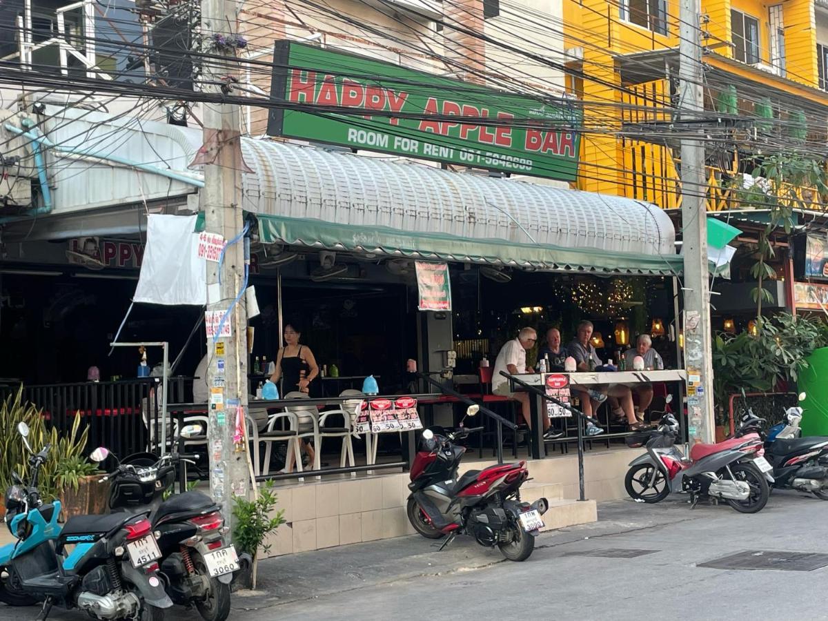 Happy Apple Guesthouse Pattaya Luaran gambar